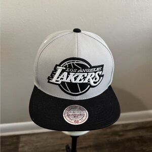 Los Angeles Lakers Gray and Black Cap